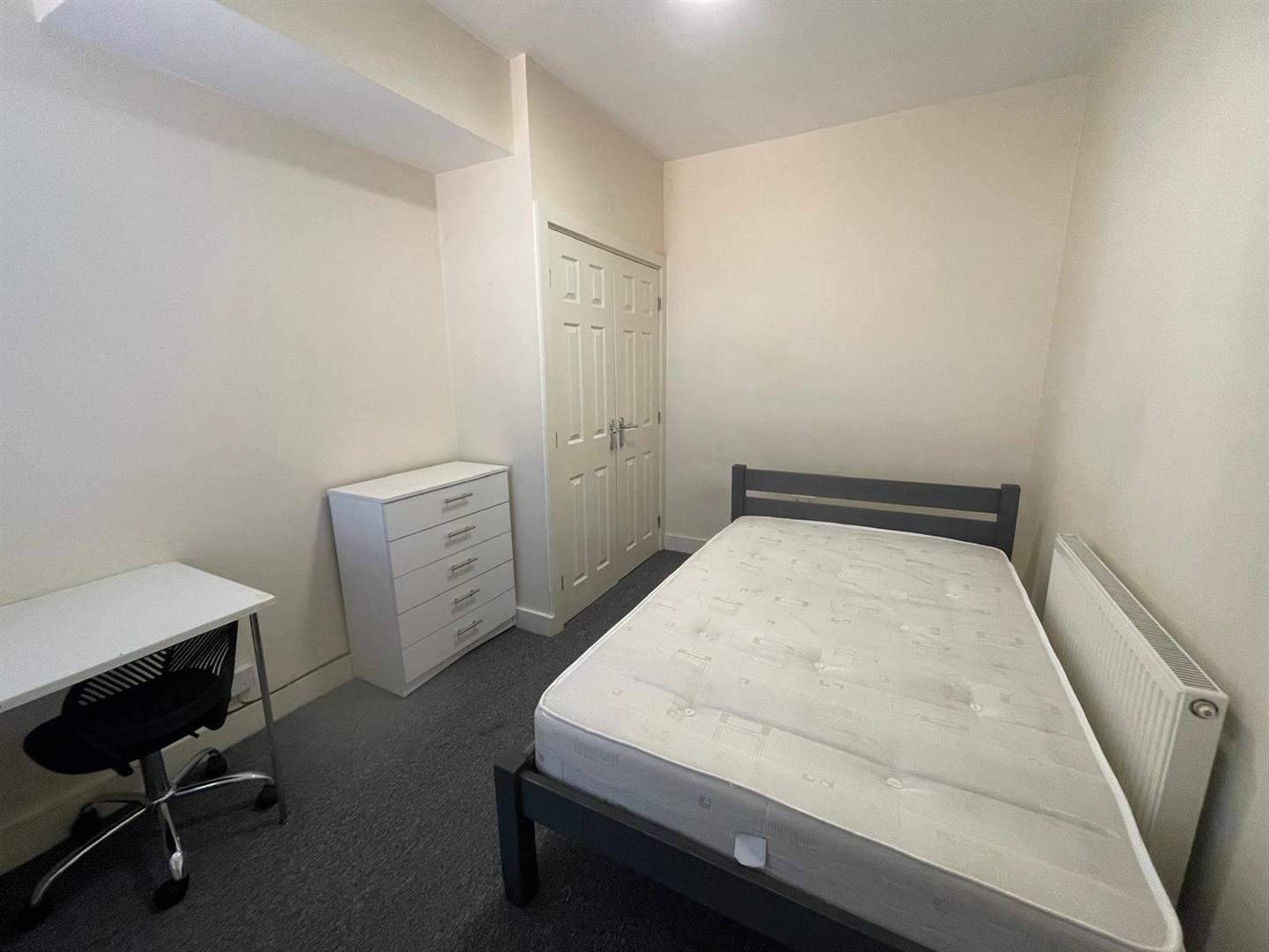 Room 2.jpg