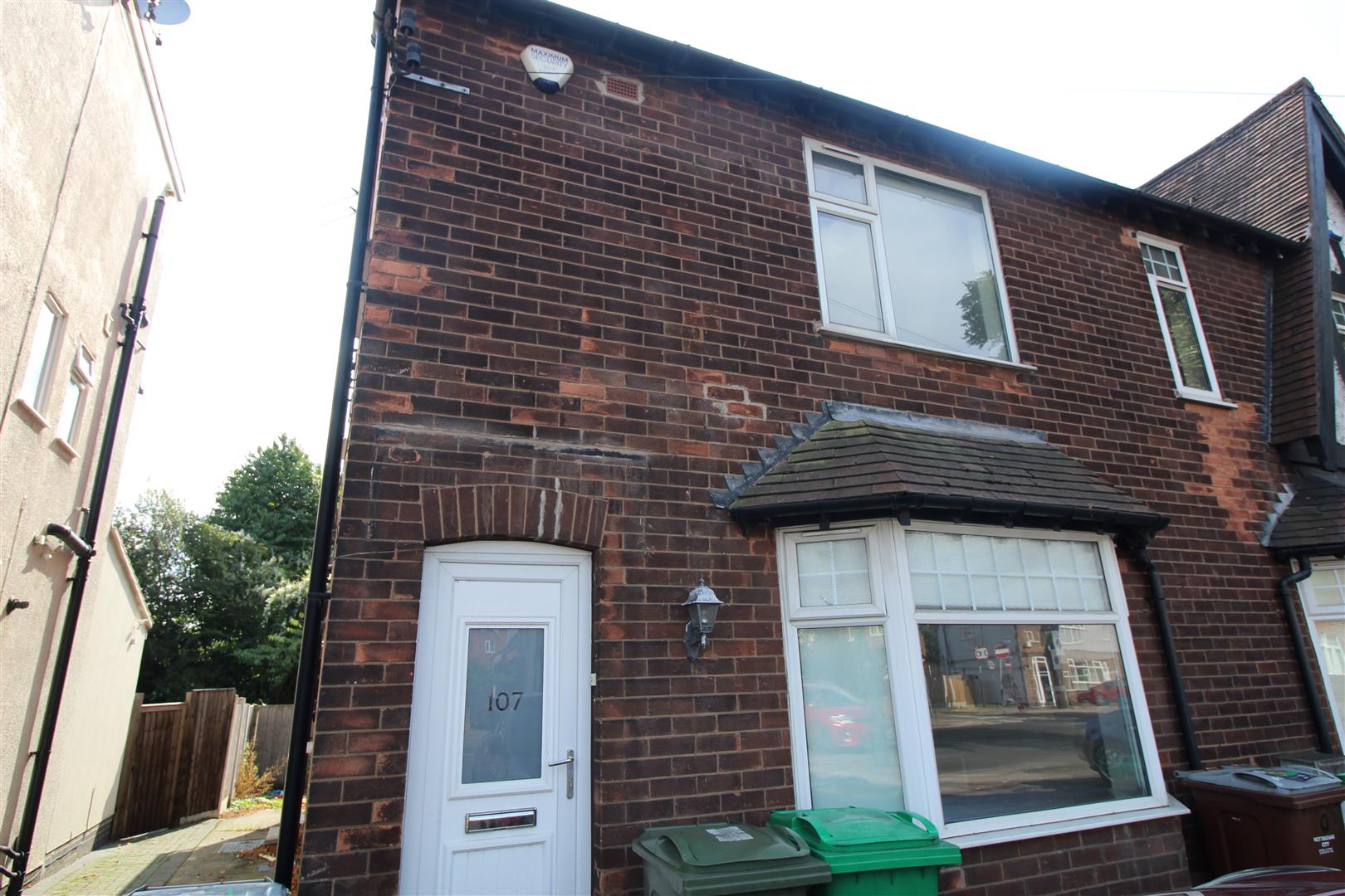 Room 2, Beeston Road, Dunkirk. NG7